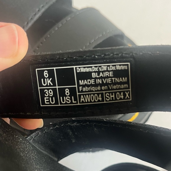 Dr. Martens AirWair Blaire
Athena Leather Strap Sandals Black Size 8 - Picture 6 of 12
